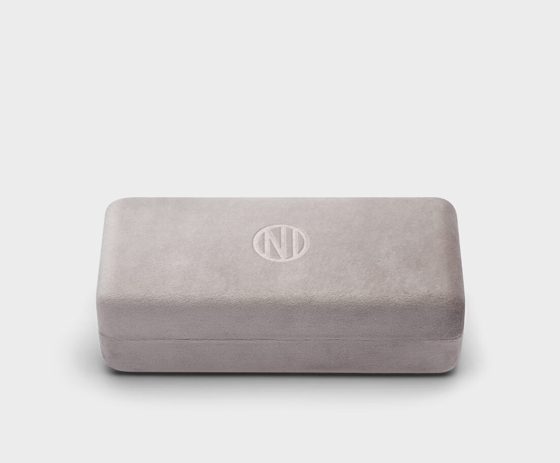 SHADES CASE 02